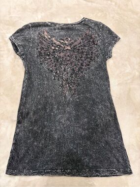 American Age Black Acid-Wash Short Sleeve Tee with Cutout Wing Design Womens Lg